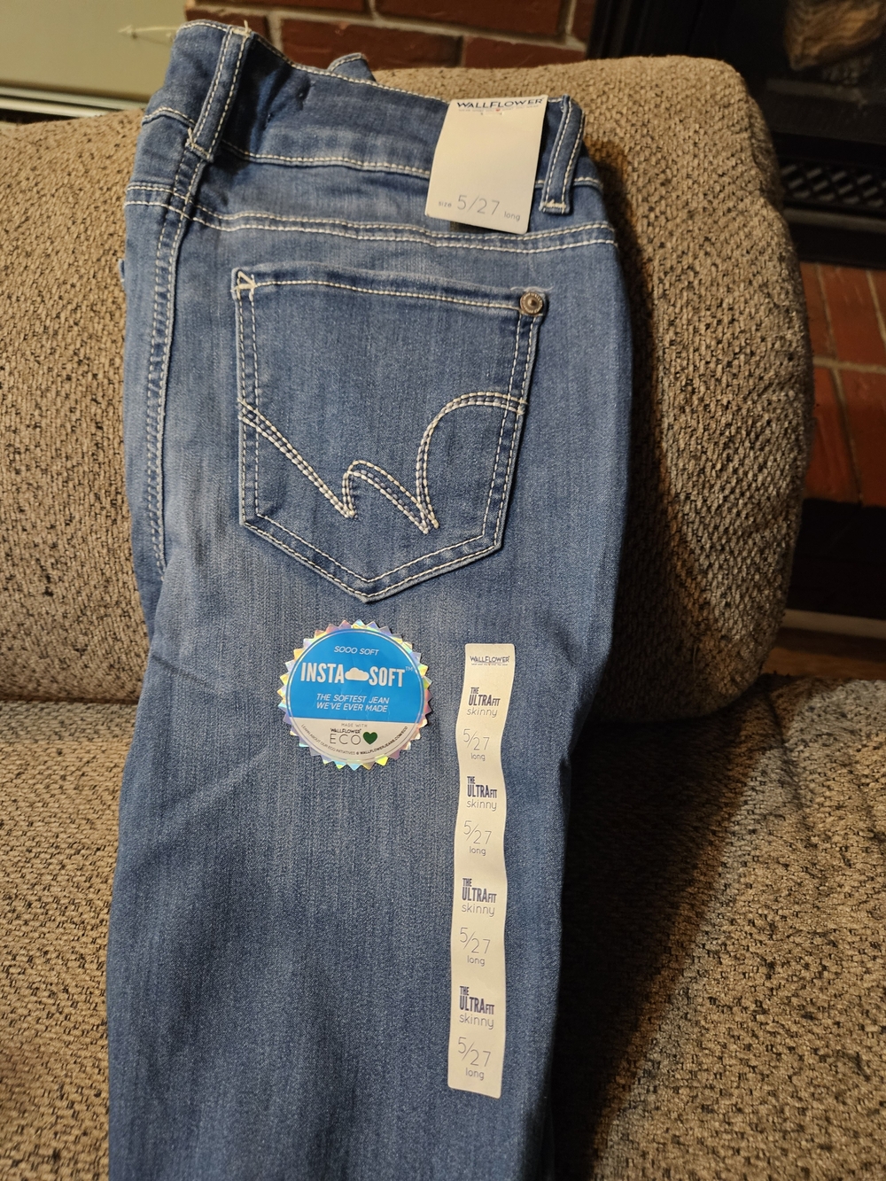 Wallflower Women's Light Blue Skinny Jeans Insta-Soft Stretch